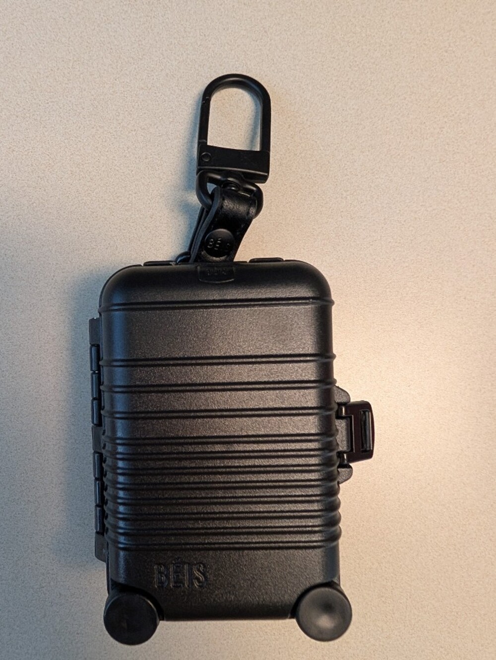 BEIS Black Mini Waterproof Keychain Case - Picture 2 of 3